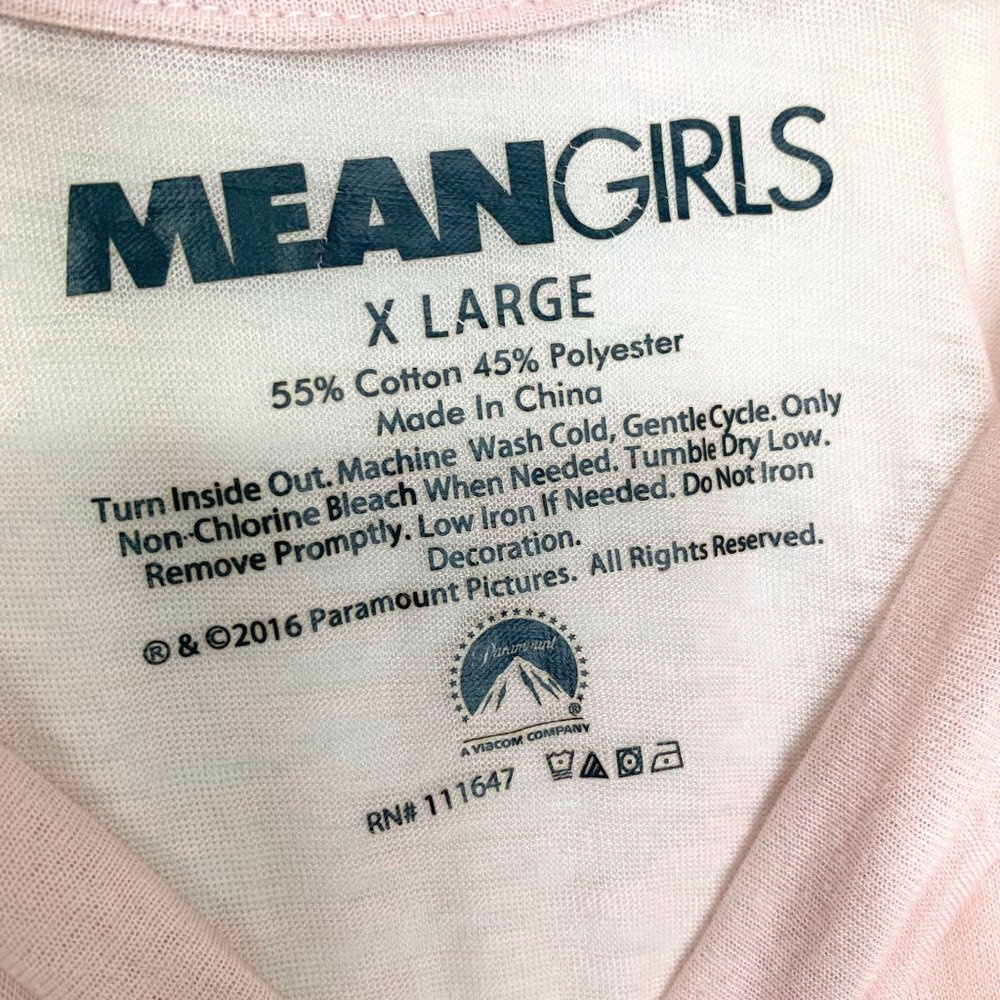 MEAN GIRLS 'On Wednesdays We Wear Pink' Sleeveless Tee Sz XL - Picture 8 of 8